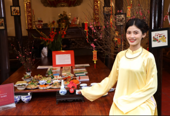 Xông đất là gì